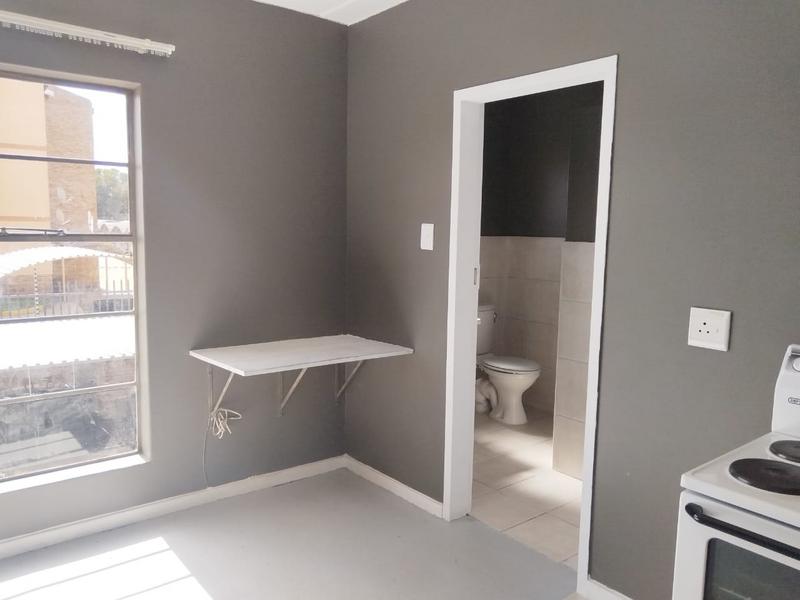 1 Bedroom Property for Sale in Kannoniers Park North West